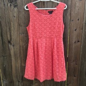 MISS CHIEVOUS Woman’s pink elegant sleeveless mini dress